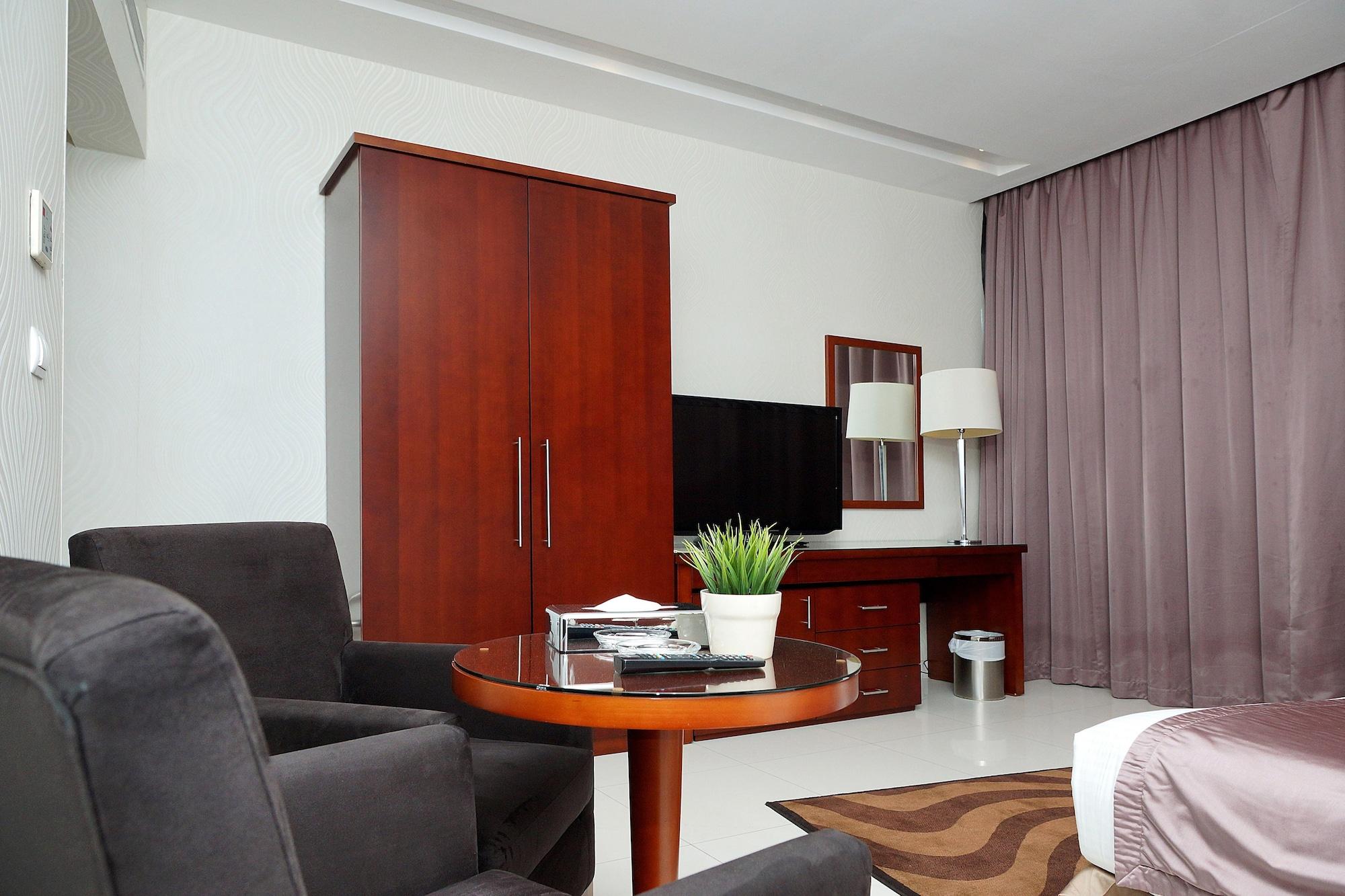 Grand Mayral Hotel Khobar Bagian luar foto
