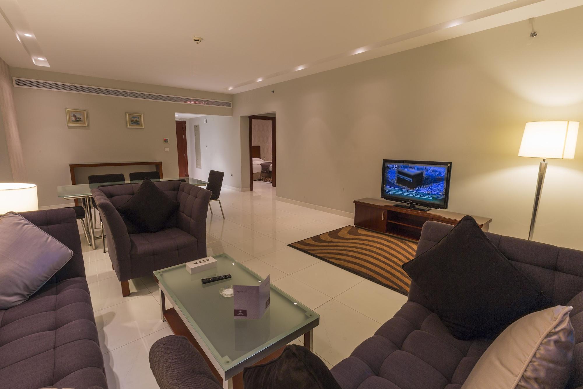 Grand Mayral Hotel Khobar Bagian luar foto