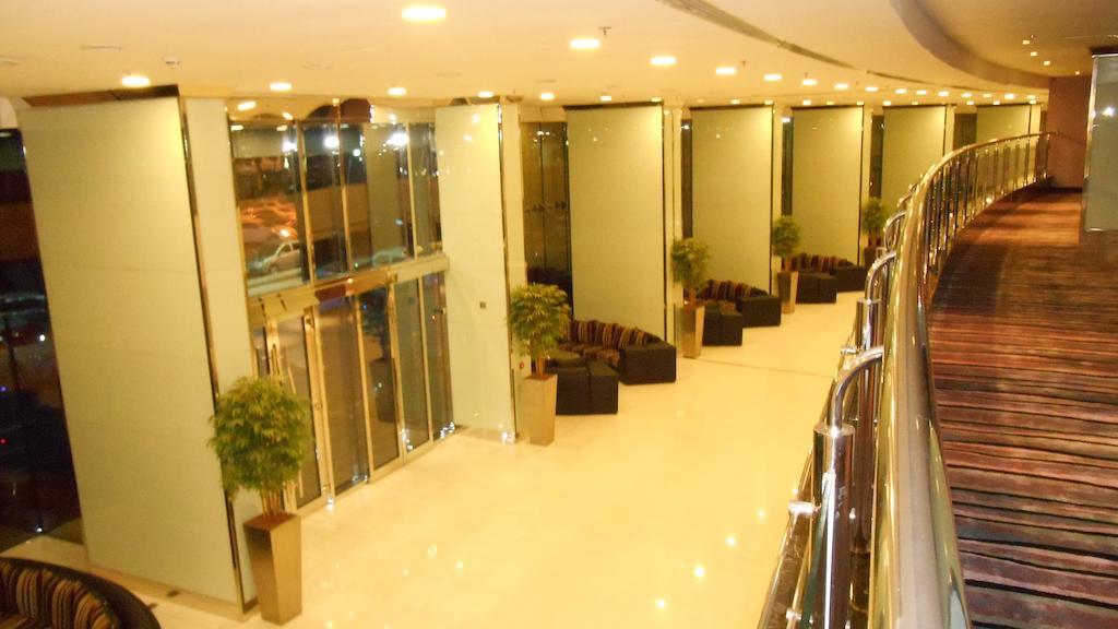 Grand Mayral Hotel Khobar Bagian luar foto