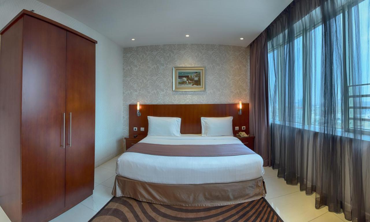 Grand Mayral Hotel Khobar Bagian luar foto